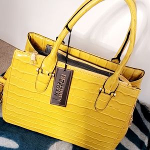 Deluxity Los Angeles